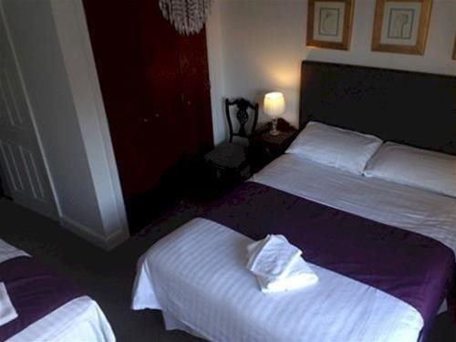The Kings Head Inn — Lewes
