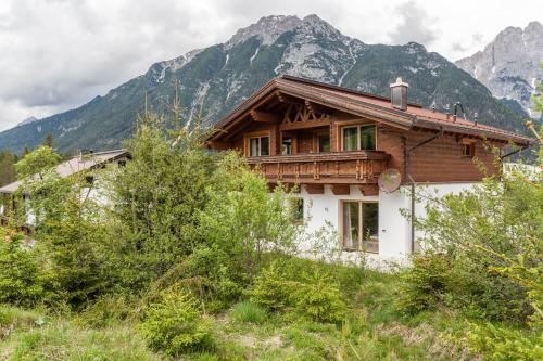 Mountainlodge — 4-Star Luxury Hotel in Leutasch, Austria