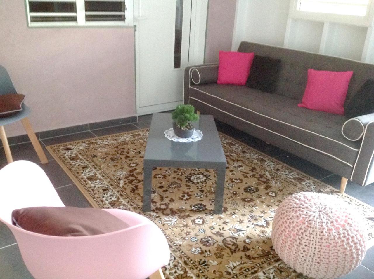 Appartement au calme aux Abymes avec climatisation 70 m — 4-Star Luxury Hotel in Les Abymes, Guadeloupe