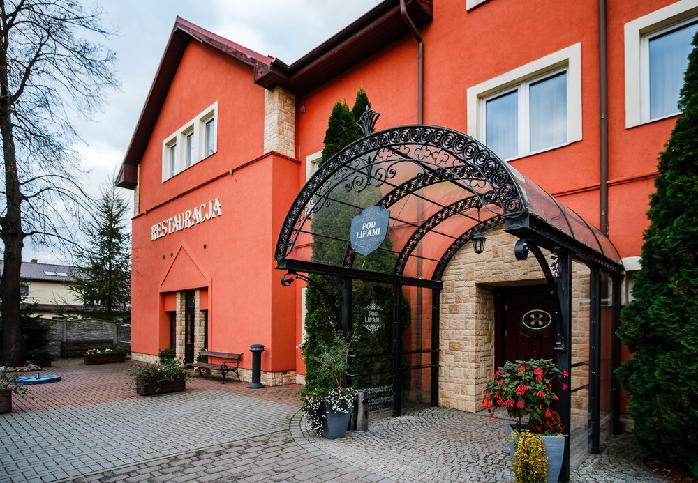 Pod Lipami - carbon neutral hotel in Bystra