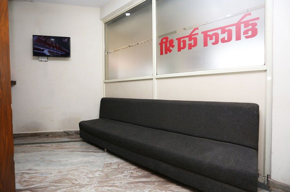 Oyo 22665 Hotel Dev Shree - last minute hotel in Bhopal