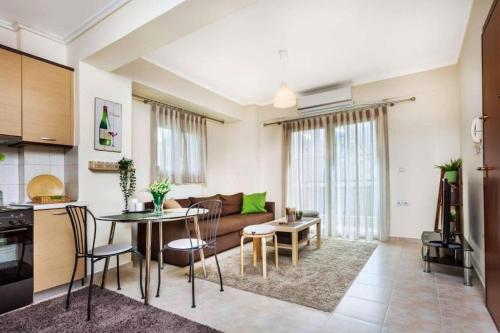 #Ioanna Apartments Nikopolis Corner — 4-Star Luxury Hotel in Thessaloniki, Greece