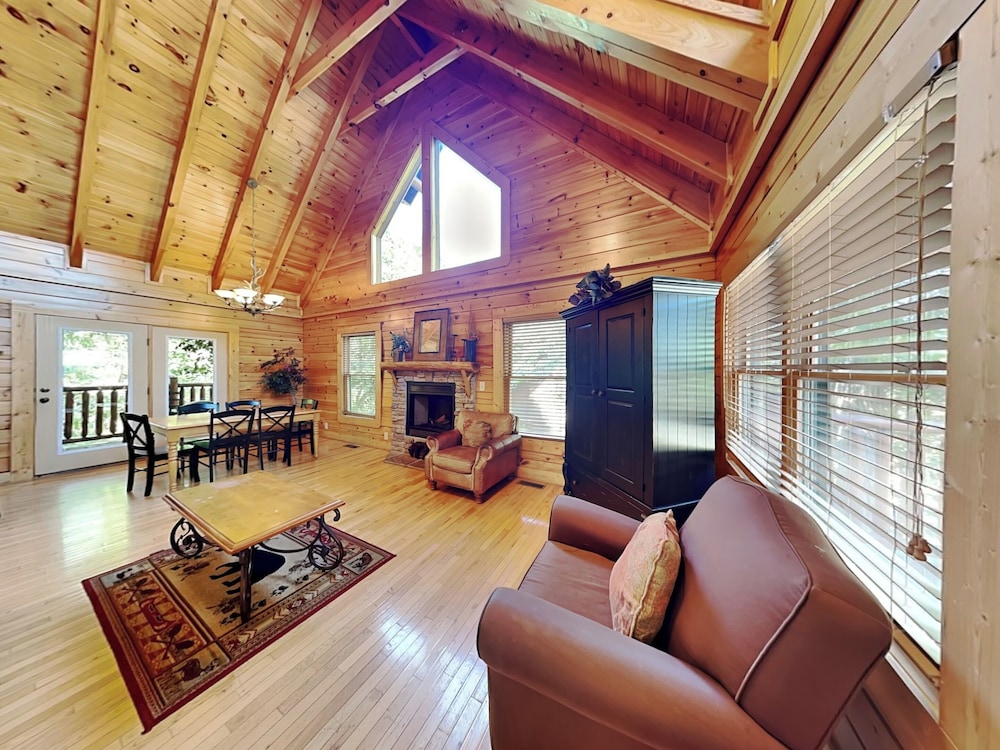 Topsy Sevierville - photo 13