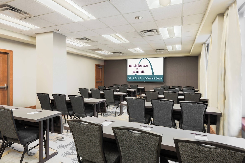 Residence Inn by Marriott St Louis Downtown - photo 34
