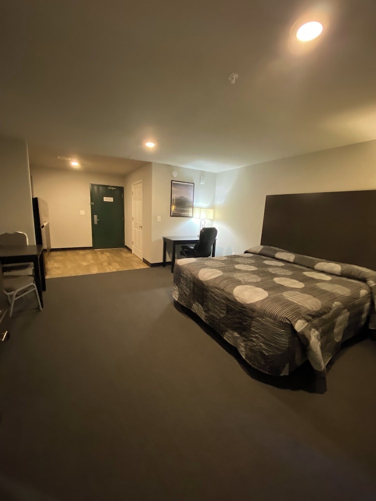WoodSpring Suites Atlanta Airport - photo 11