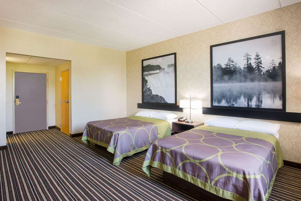 Super 8 by Wyndham Plattsburgh - photo 14