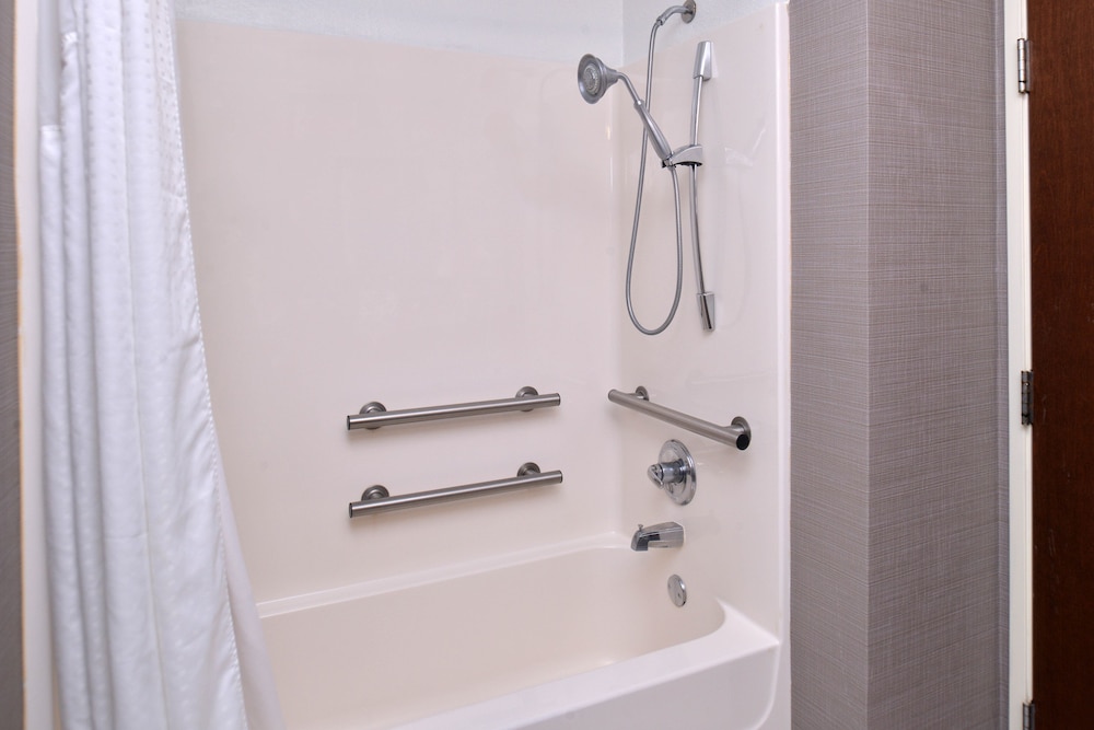 Holiday Inn Express & Suites Lonoke I 40 Exit 175 - photo 4