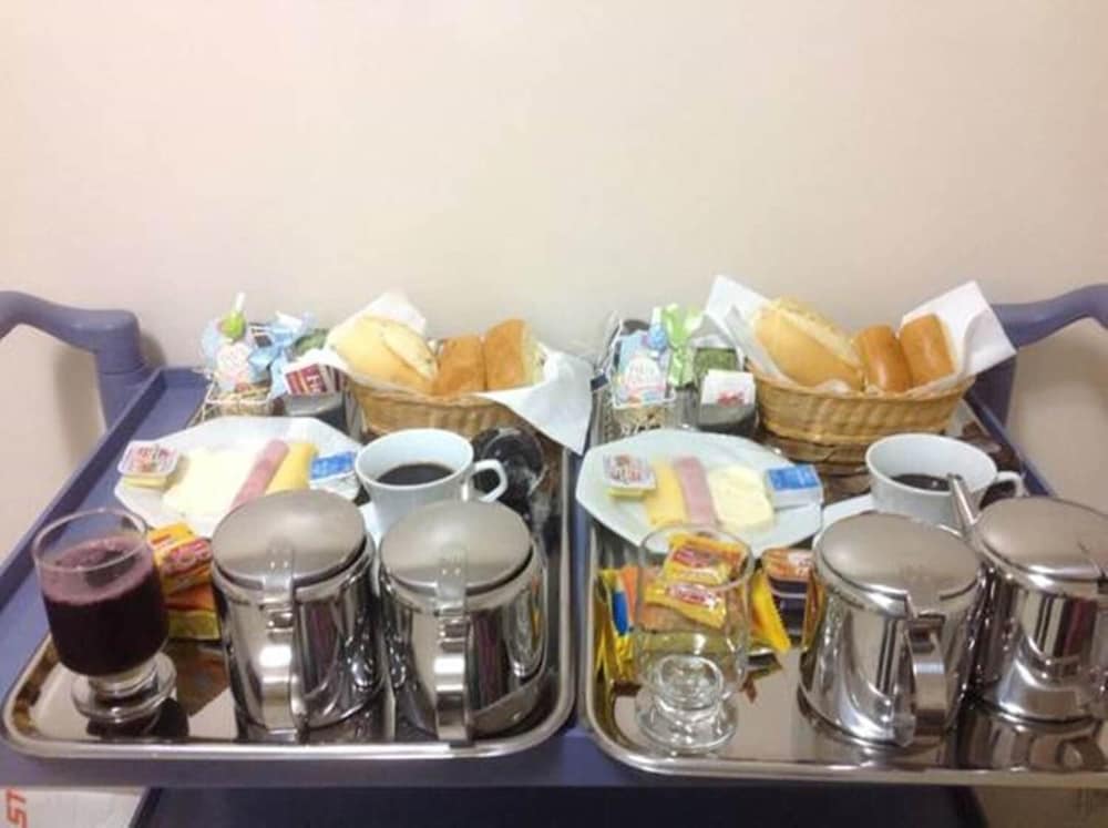 Hotel Pousada La Belle in Itaguai, Brasil