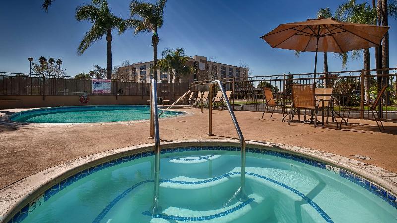 Empire Inn - photo 34