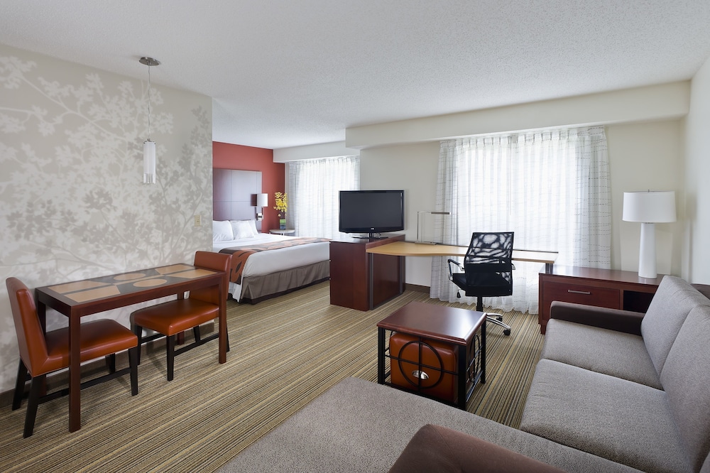 Residence Inn Houston The Woodlands Lake Front Circle - photo 3