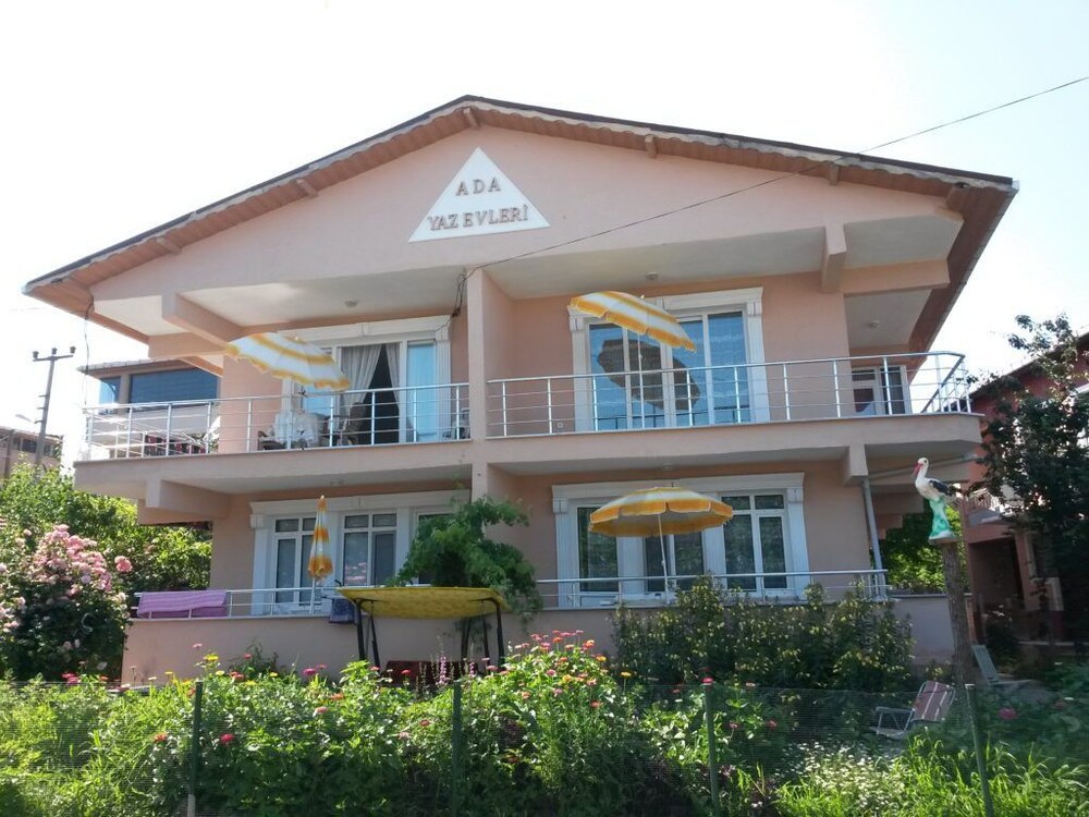 Ada Yaz Evleri — Igneada