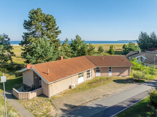Strandblick Dorf 1 Ferienhaus 21 — Luebeck