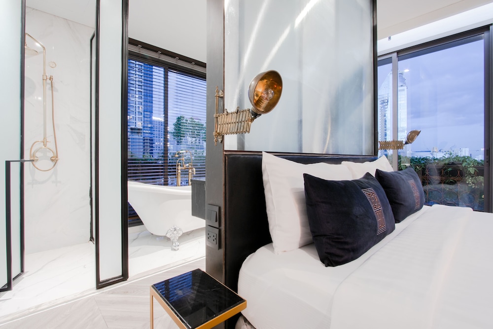 Ir On Hotel - last minute hotel in Bangkok