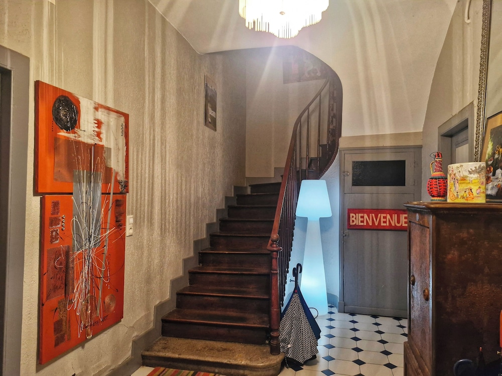 Onigourmand - carbon neutral hotel in Unknown City