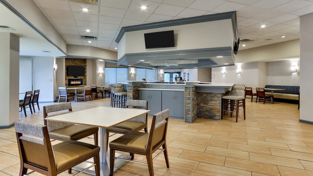 Holiday Inn Staunton Conference Center by IHG - photo 55