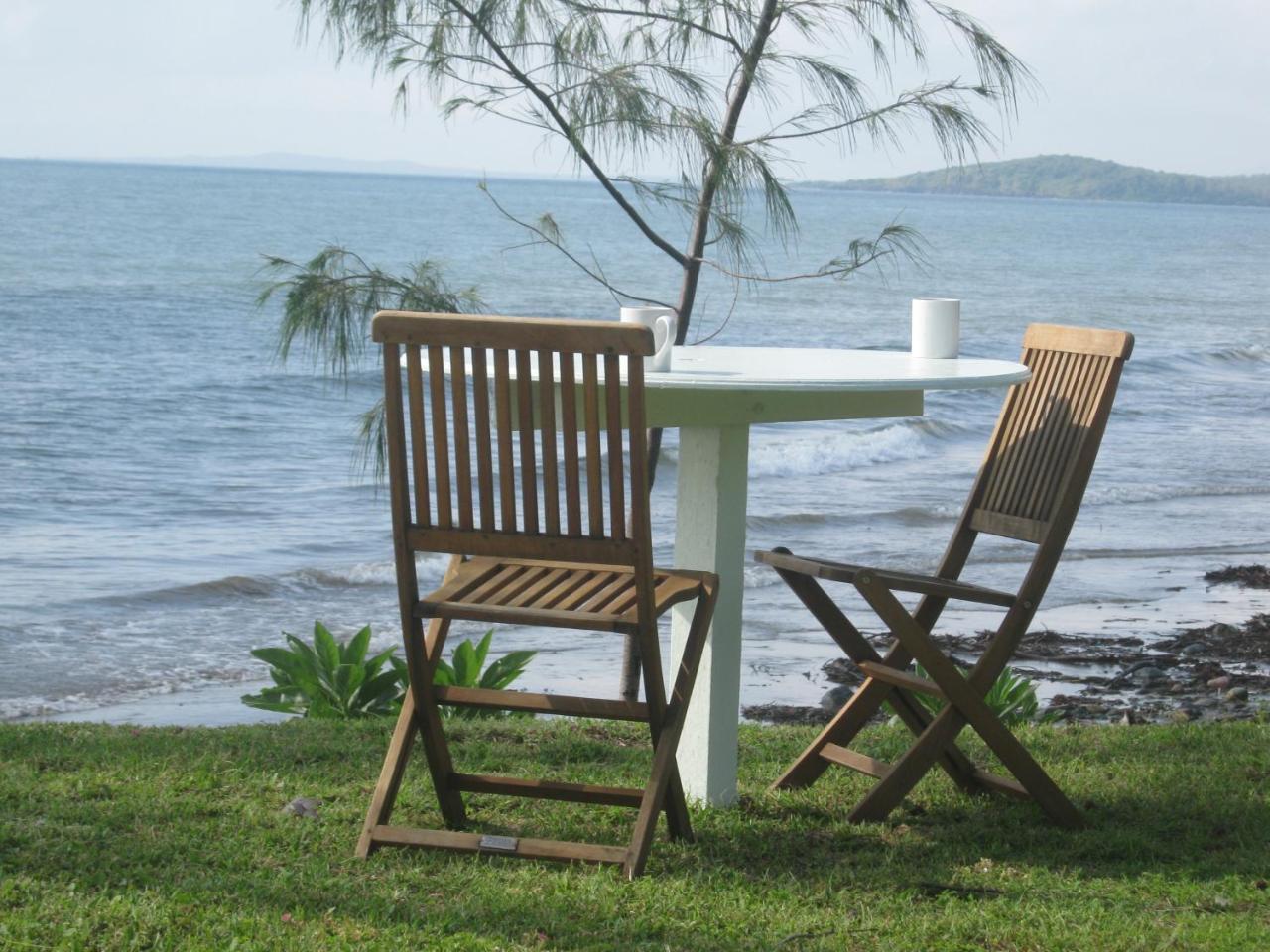 Campwin Beach House — 4-Star Luxury Hotel in Sarina, Australia