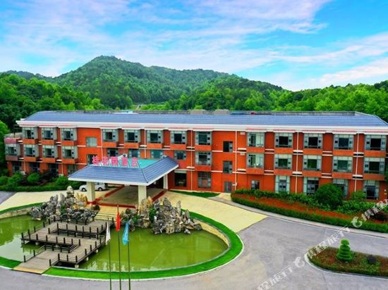 Guihuayuan Hotel in Hong'an Chengguanzhen, People's Republic of China