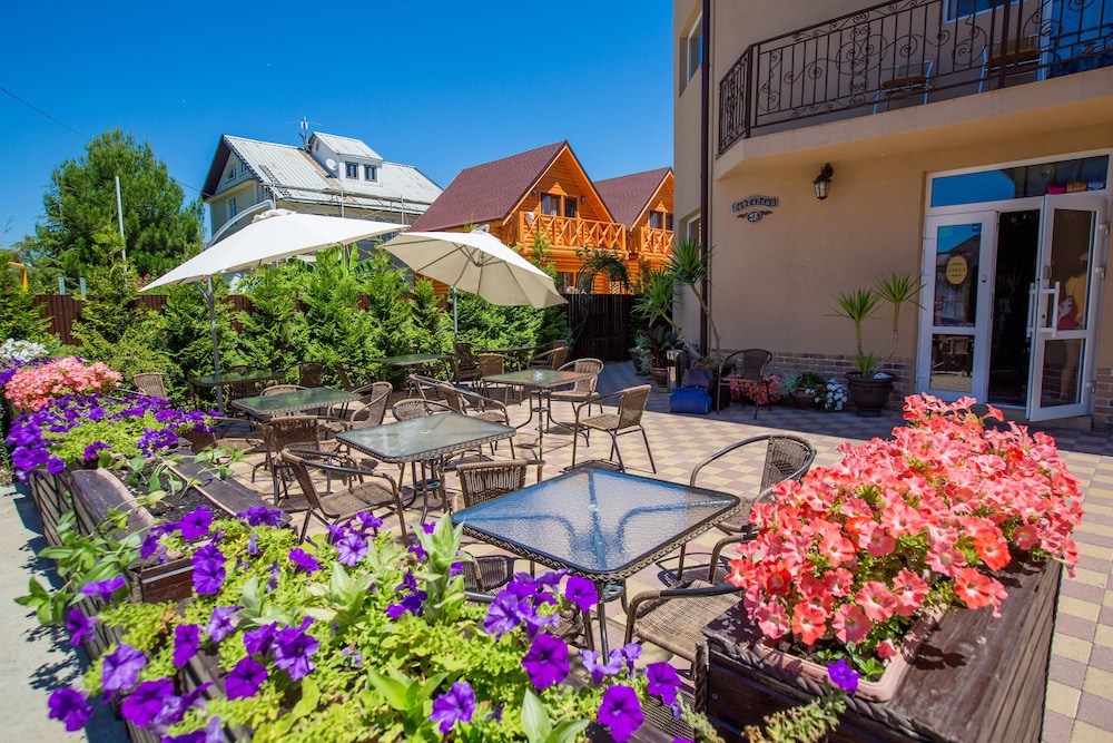 Galla Hotel - carbon neutral hotel in Adler