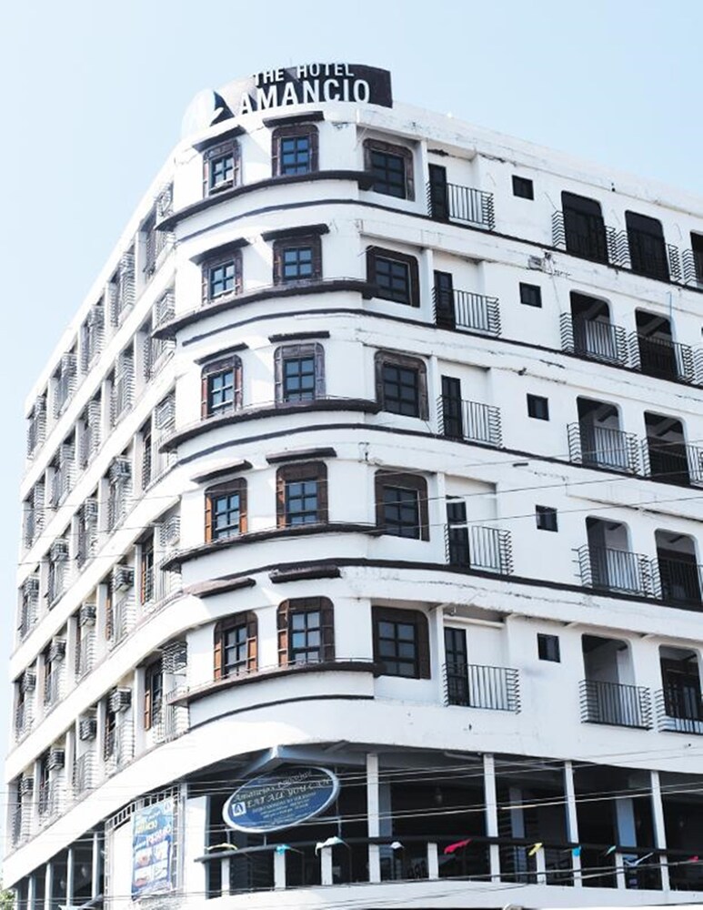 The Hotel Amancio Santiago City — Santiago