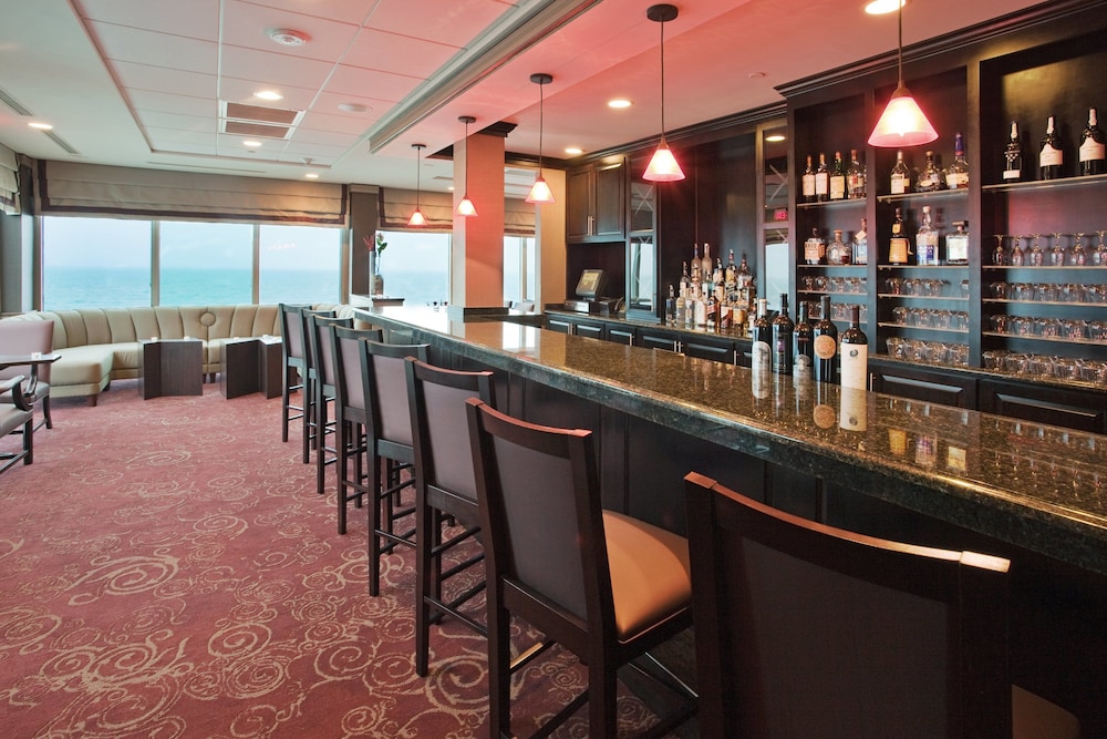 Holiday Inn & Suites Virginia Beach North Beach by IHG - photo 68