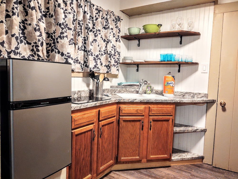 Edgewater Resort Cottage #1 - photo 44