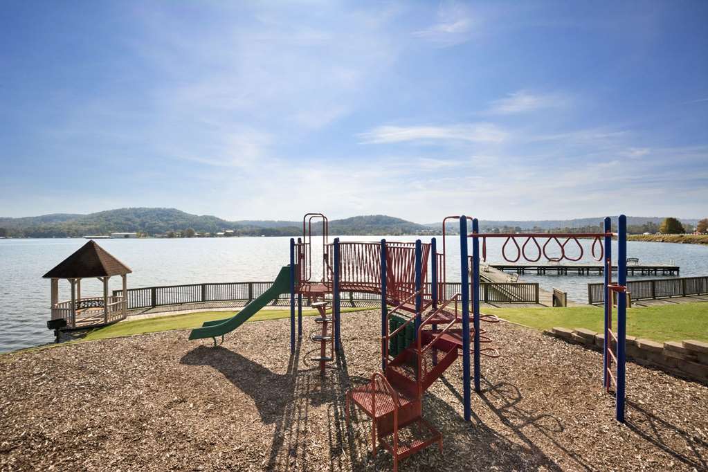 Wyndham Garden Lake Guntersville - photo 29