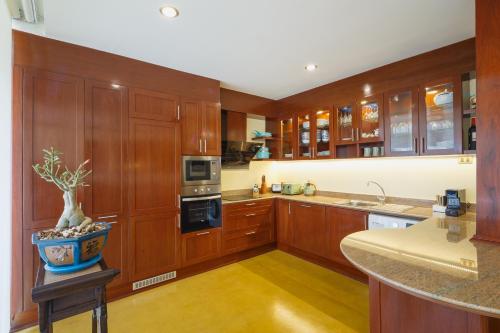 Deluxe Town House in the Old City — 4-Star Luxury Hotel in Chiang Mai, Thailand