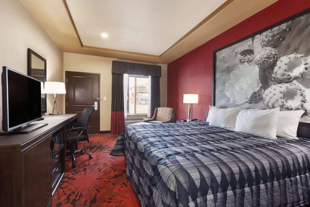 Super 8 by Wyndham Karnes City - photo 8