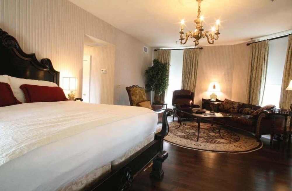 The Martha Washington Inn & Spa - photo 18