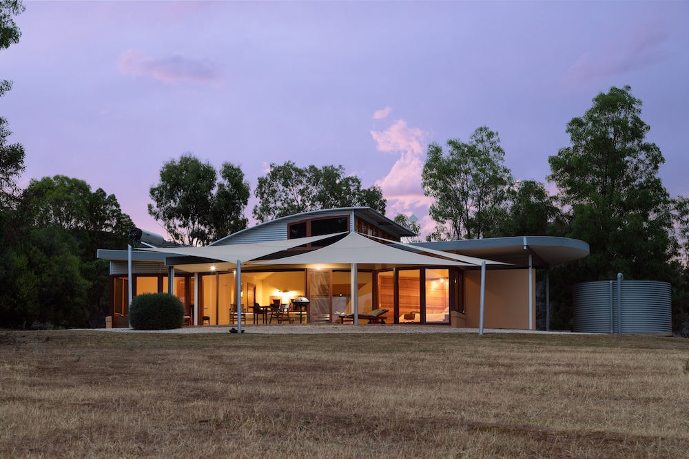 Boroka Downs — 5-Star Luxury Hotel in Stawell, Australia
