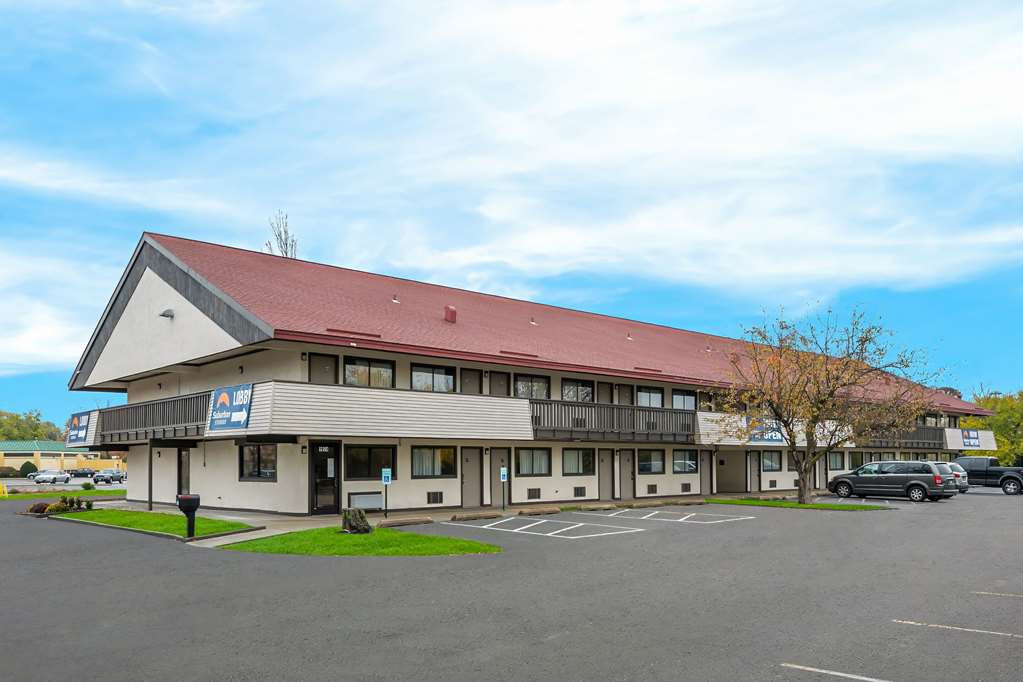 Suburban Studios Peoria - photo 2
