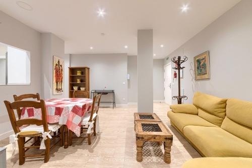 Salgeta Reformado Amplio Y Acogedor Con Wifi — hotel in Barakaldo