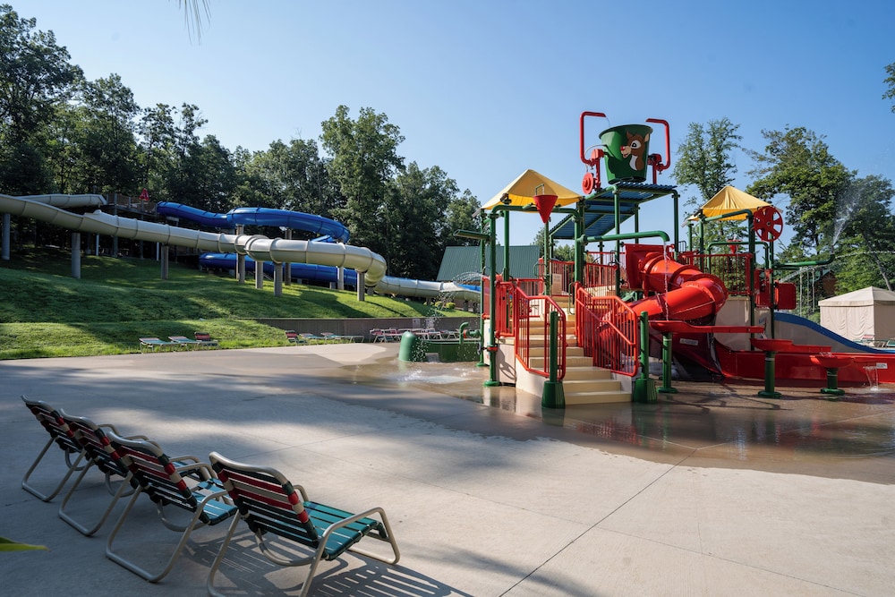Lake Rudolph Campground & RV Resort - photo 11