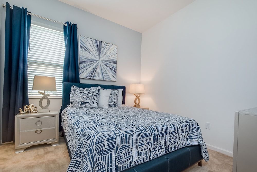 Massive 12 Bed 9.5 Bath Villa at Solterra Resort - photo 12