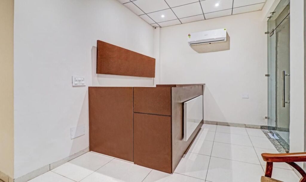 Treebo Kamron Regency Sector 80