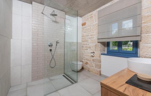 Villa Pi with Heated Pool — 4-Star Luxury Hotel in Tinjan, Croatia
