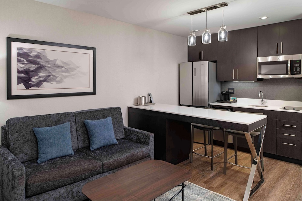 Homewood Suites by Hilton Boston Logan Airport Chelsea - photo 14