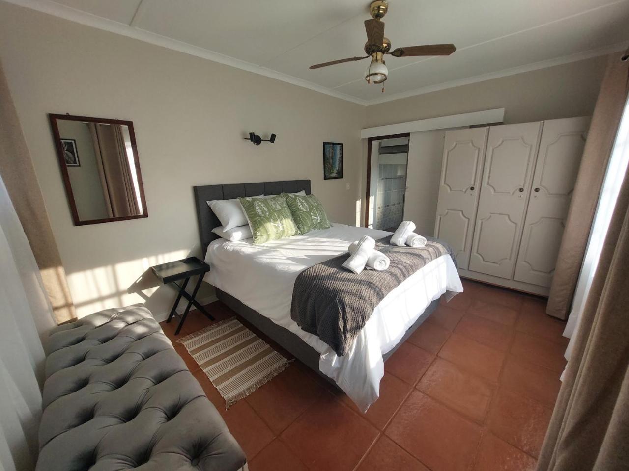 Coral Cottage — 4-Star Luxury Hotel in None, South Africa