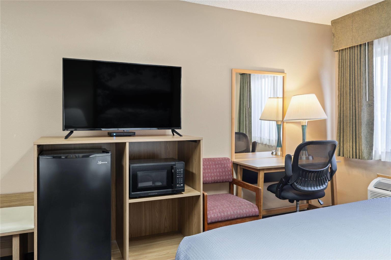 Super 8 by Wyndham Baker City - photo 29