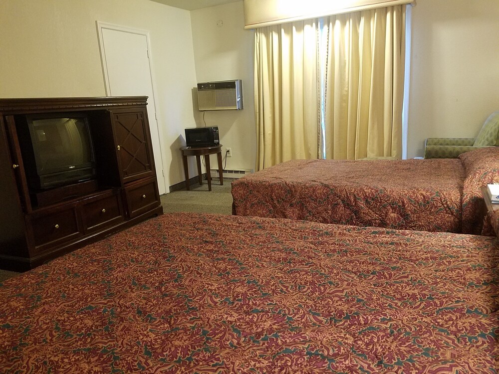 Maplehurst Motel - photo 5