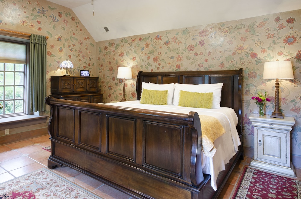 Hillbrook Inn - photo 50