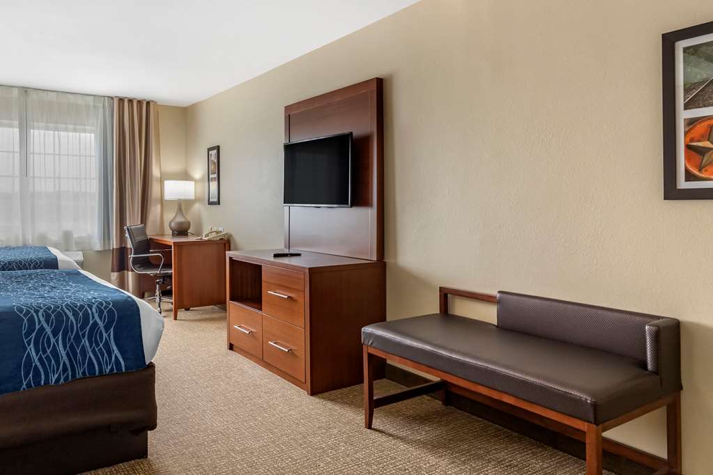 Comfort Inn & Suites Texas Hill Country - photo 25
