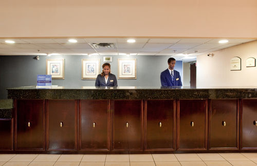 Akaza Hotel Richmond - photo 12