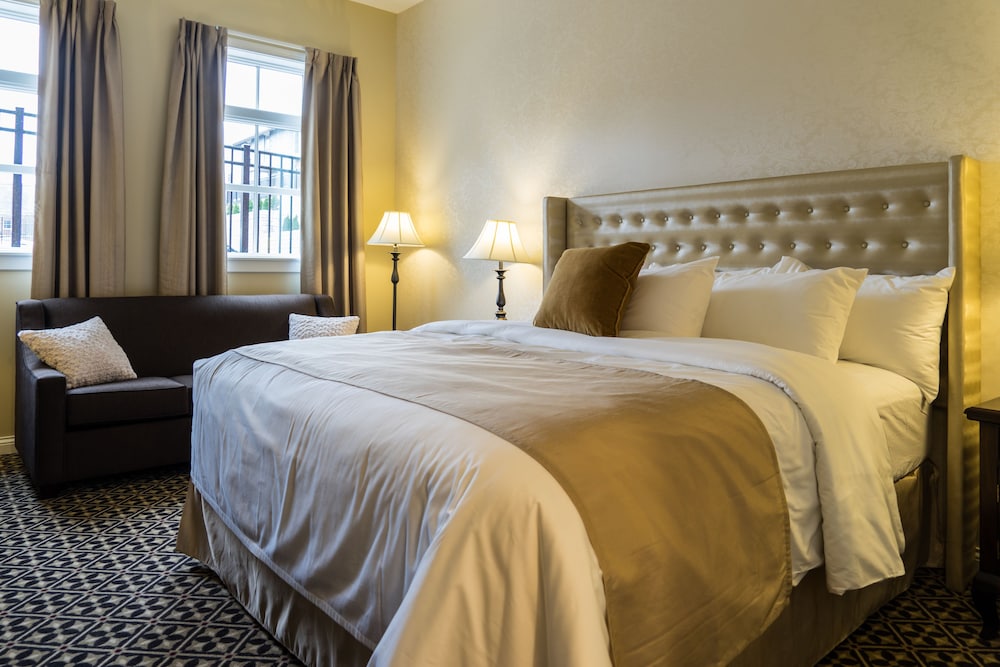 The Mount Vernon Grand Hotel - photo 14