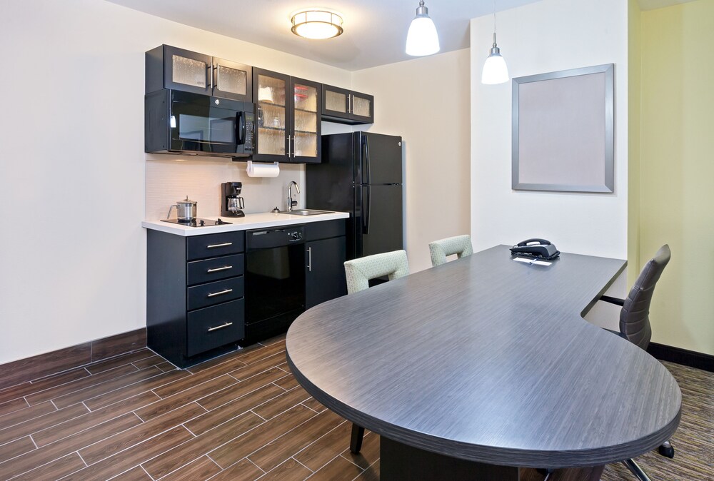 Candlewood Suites San Angelo TX by IHG - photo 6