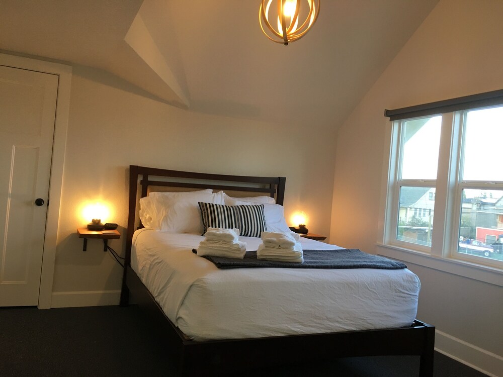 The Alberta Petite Hotel - photo 15