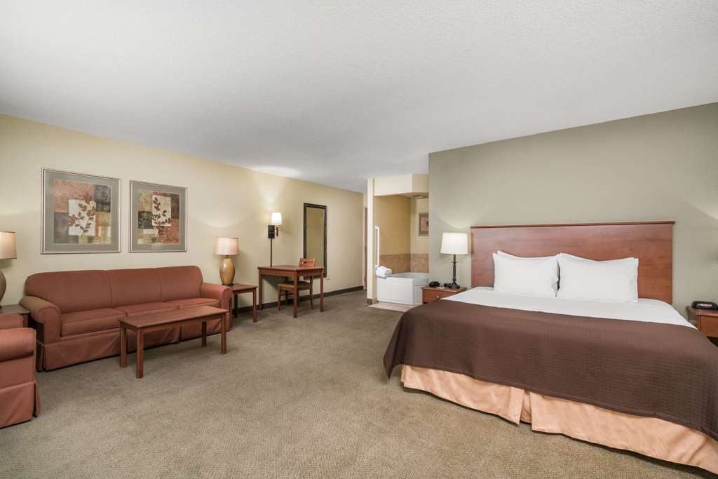 AmericInn by Wyndham Newton - photo 19