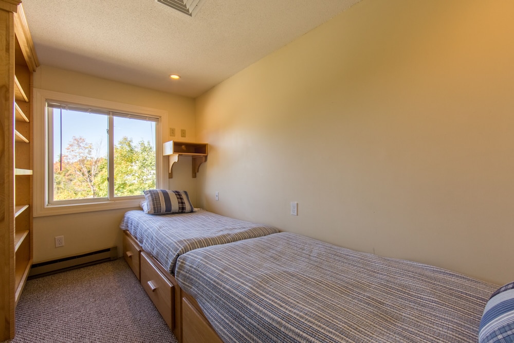 Smugglers' Notch Resort Private Suites - photo 11