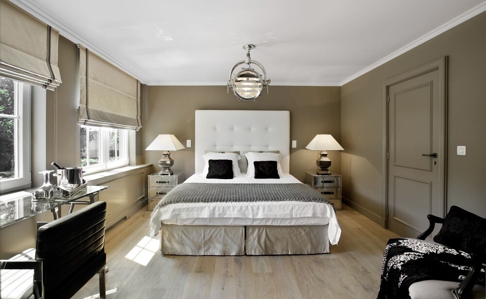 Villa Reynaert — 5-Star Luxury Hotel in Maaseik, Belgium
