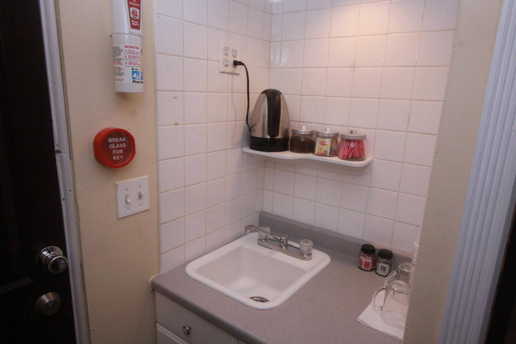 Midwood Suites Brooklyn in Brooklyn, United States